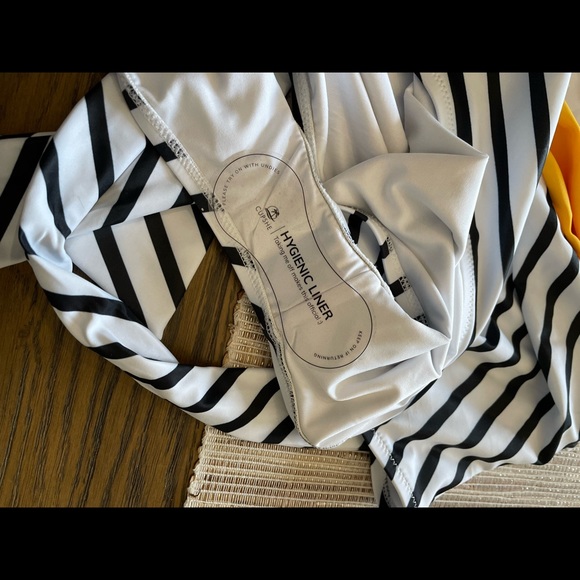 NWT Cupshe Swim Halter Bathing Suit - Picture 5 of 5